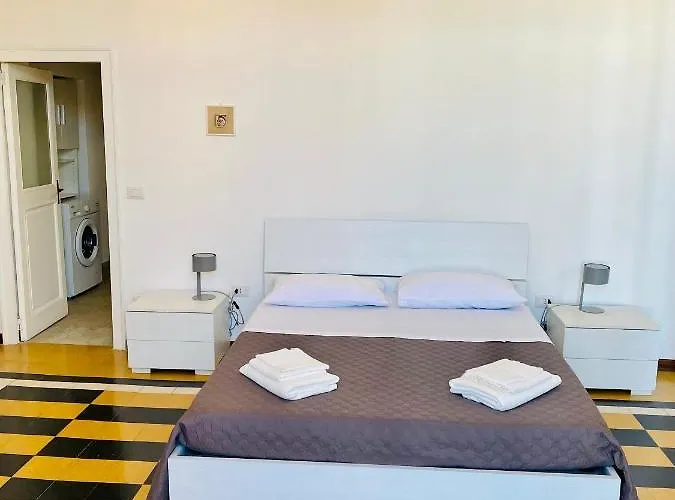 Inneapolis. Nel Cuore Della Citta Apartment Neapel